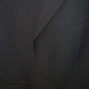 Baumler for Harry Rosen suit 44 navy excellent condition